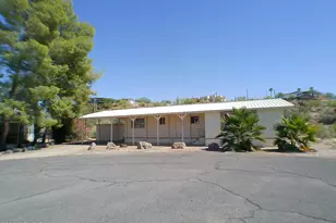 379 N Stallion Ct, Queen Valley, AZ 85118 - Photo 17