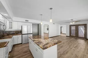 4050 E Alan Ln, Phoenix, AZ 85028 - Photo 17