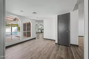 4050 E Alan Ln, Phoenix, AZ 85028 - Photo 5