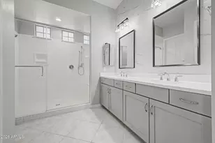 927 S Soho Ln, Chandler, AZ 85225 - Photo 21