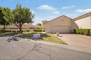 1700 E Lakeside Dr, Gilbert, AZ 85234 - Photo 3