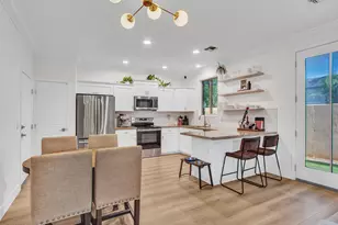 3345 E Pinchot Ave, Phoenix, AZ 85018 - Photo 11