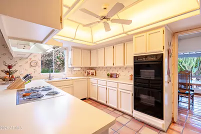 7337 E Montebello Avenue, Scottsdale, AZ 85250 - Photo 11