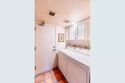 7337 E Montebello Avenue, Scottsdale, AZ 85250 - Photo 15
