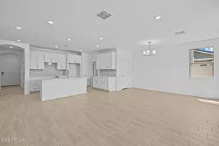 15788 W Georgia Dr W, Surprise, AZ 85379 - Photo 7