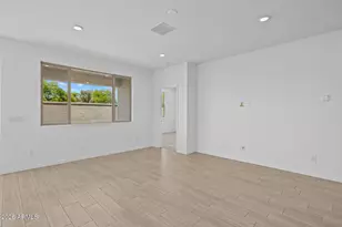 15788 W Georgia Dr W, Surprise, AZ 85379 - Photo 9