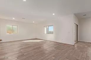 7264 N 128th Ave, Glendale, AZ 85307 - Photo 3