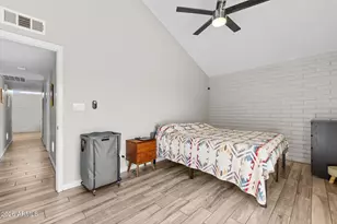 3837 W Becker Ln, Phoenix, AZ 85029 - Photo 23