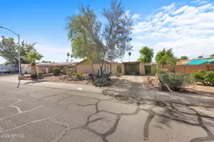 3837 W Becker Ln, Phoenix, AZ 85029 - Photo 3