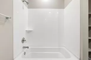 7757 N 78th Dr, Glendale, AZ 85303 - Photo 17