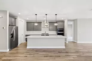 7757 N 78th Dr, Glendale, AZ 85303 - Photo 5