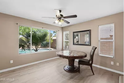 18805 N 39th Way, Phoenix, AZ 85050 - Photo 7