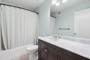 18805 N 39th Way, Phoenix, AZ 85050 - Photo 13