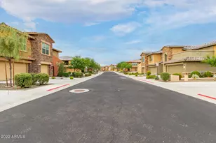 2425 W Bronco Butte Trl, Phoenix, AZ 85085 - Photo 29