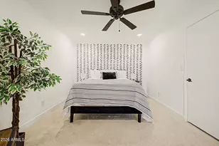 2334 E Gelding Dr, Phoenix, AZ 85022 - Photo 37