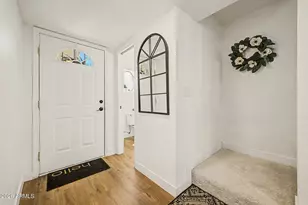 2334 E Gelding Dr, Phoenix, AZ 85022 - Photo 5
