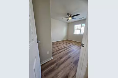 2204 W Le Marche Avenue, Phoenix, AZ 85023 - Photo 11