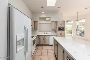 15427 W Heritage Dr, Sun City West, AZ 85375 - Photo 25