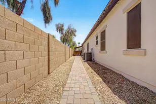 8406 W Louise Ct, Peoria, AZ 85383 - Photo 63
