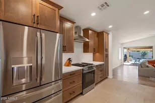 511 W Bluefield Ave, Phoenix, AZ 85023 - Photo 3