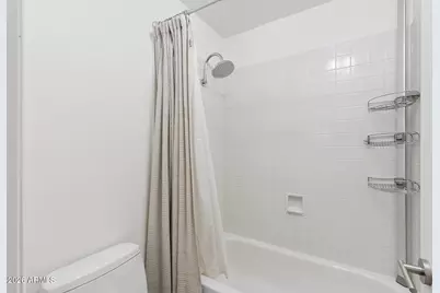 5525 E Thomas Road #R9, Phoenix, AZ 85018 - Photo 11