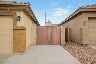 3425 S Loback Ln, Gilbert, AZ 85297 - Photo 39