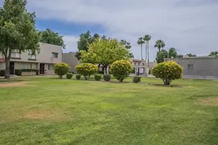 7625 E Camelback Rd, Scottsdale, AZ 85251 - Photo 27