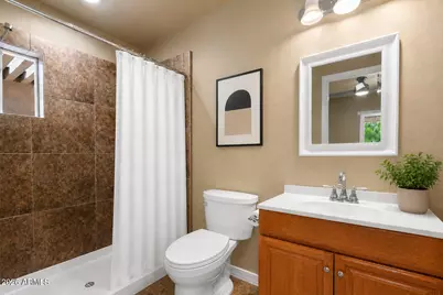 8621 E Weldon Avenue, Scottsdale, AZ 85251 - Photo 27