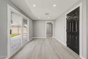 1632 N 55th Dr, Phoenix, AZ 85035 - Photo 13