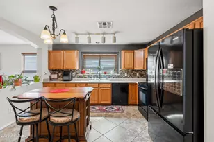42586 W Michaels Dr, Maricopa, AZ 85138 - Photo 9