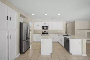 16011 S 18th Ln, Phoenix, AZ 85045 - Photo 9