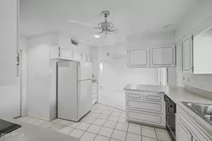 9710 W Shasta Dr, Sun City, AZ 85351 - Photo 9