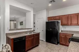 2854 S Peel Dr, Gilbert, AZ 85295 - Photo 23