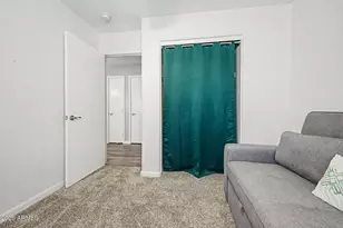 99 W Yellow Bee Dr, San Tan Valley, AZ 85143 - Photo 27