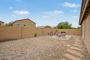 99 W Yellow Bee Dr, San Tan Valley, AZ 85143 - Photo 33