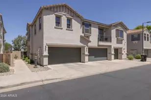 3064 E Dunbar Dr, Phoenix, AZ 85042 - Photo 3