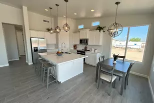 17885 N Stonebluff Rd, Maricopa, AZ 85139 - Photo 13