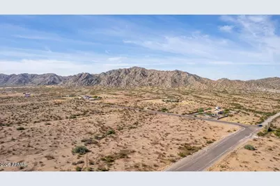 17885 N Stonebluff Road, Maricopa, AZ 85139 - Photo 13