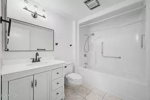 9715 W Desert Hills Dr, Sun City, AZ 85351 - Photo 23