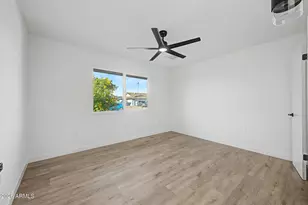 9715 W Desert Hills Dr, Sun City, AZ 85351 - Photo 19