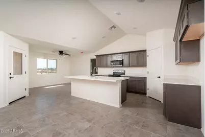 1424 S 334th Avenue, Tonopah, AZ 85354 - Photo 1