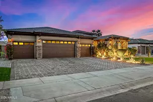 7598 N 85th Dr, Glendale, AZ 85305 - Photo 3