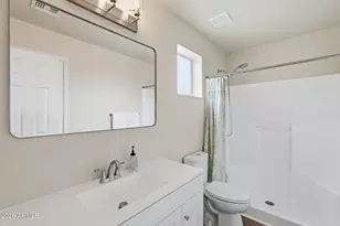 3302 E Tierra Buena Ln, Phoenix, AZ 85032 - Photo 11