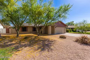 3911 W Desert Cove Ave, Phoenix, AZ 85029 - Photo 19