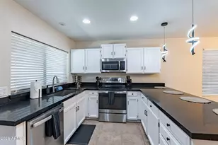 3911 W Desert Cove Ave, Phoenix, AZ 85029 - Photo 7