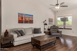 7762 E Russell Cir, Mesa, AZ 85207 - Photo 9