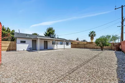 3016 N 35th Drive, Phoenix, AZ 85019 - Photo 19