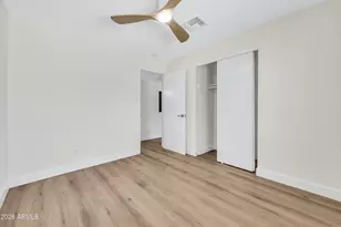 3016 N 35th Dr, Phoenix, AZ 85019 - Photo 9