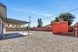 3016 N 35th Dr, Phoenix, AZ 85019 - Photo 21