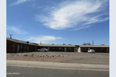 415 W 10th Street, Casa Grande, AZ 85122 - Photo 1